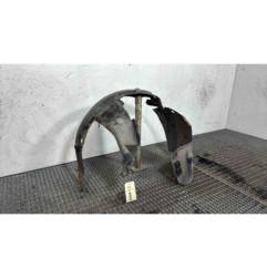 Pare boue avant gauche RENAULT CLIO 2