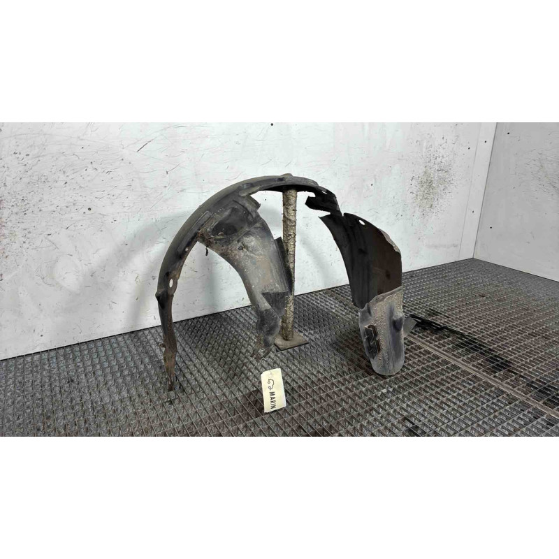 Pare boue avant gauche RENAULT CLIO 2 Photo n°3