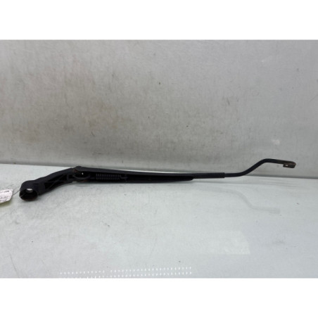 Bras essuie glace avant droit TOYOTA IQ