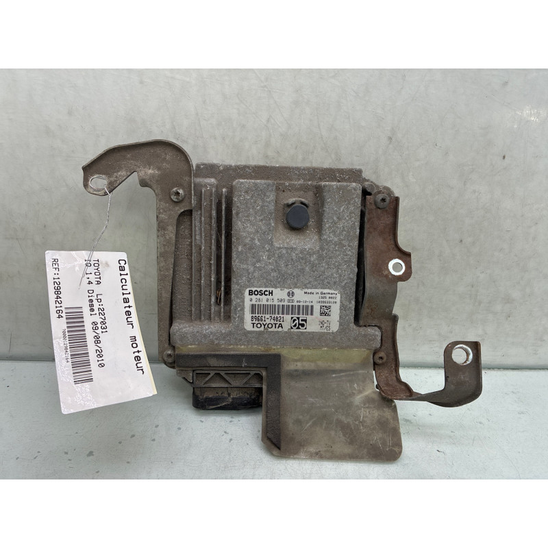 Calculateur moteur TOYOTA IQ Photo n°3