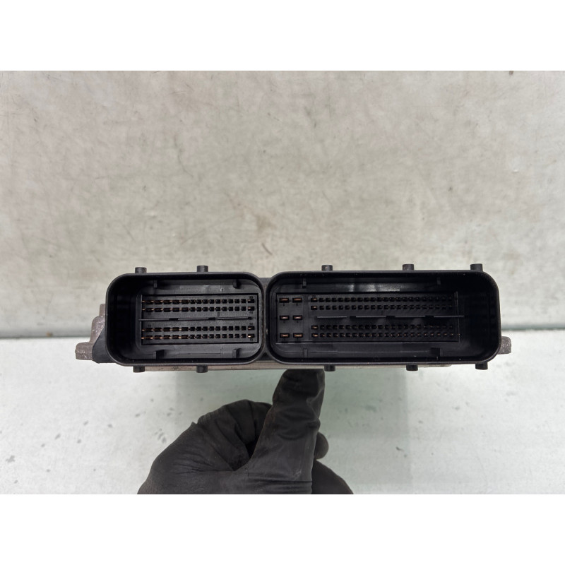 Calculateur moteur AUDI A3 3 Photo n°2