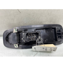 Interrupteur de leve vitre avant droit PEUGEOT 208 1