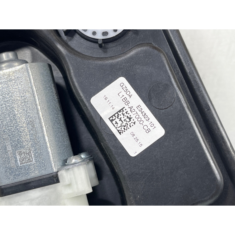 Leve vitre electrique arriere droit FORD FIESTA 7 Photo n°4