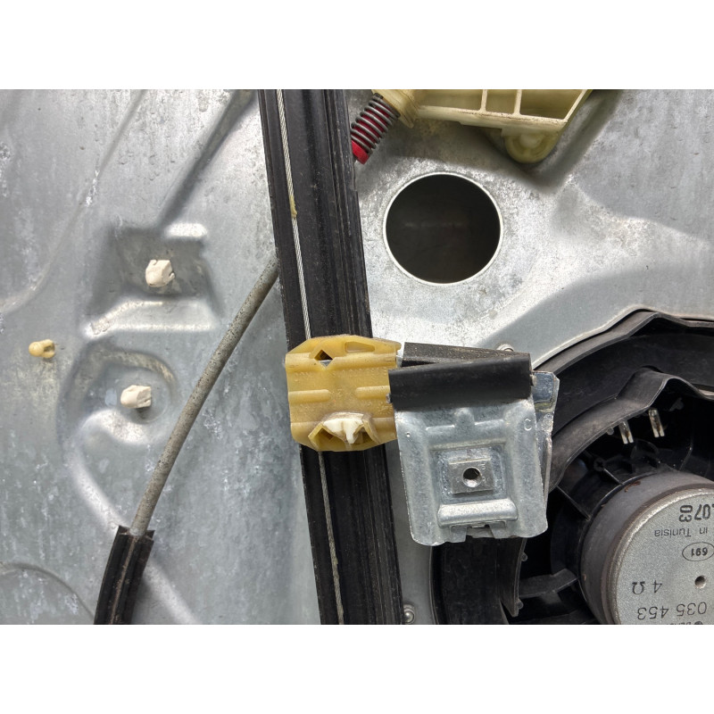 Leve vitre electrique avant droit VOLKSWAGEN TRANSPORTER 5 Photo n°3