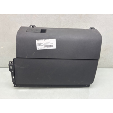 Boite a gants VOLKSWAGEN TOURAN 1
