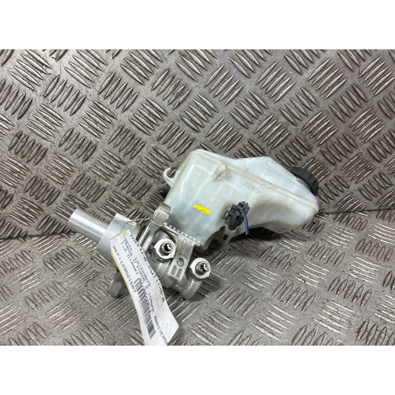 Maitre cylindre (freinage) OPEL CORSA D Photo n°2