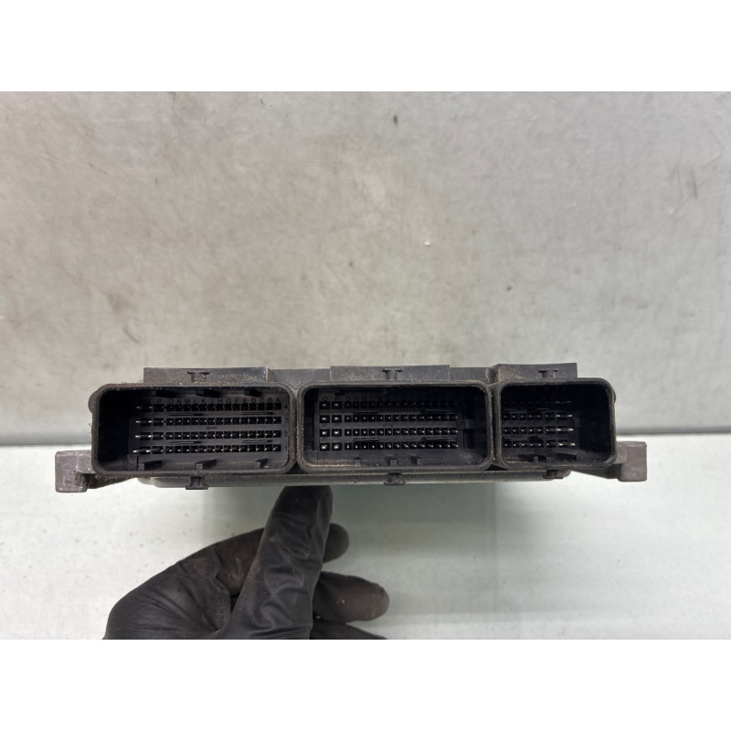 Calculateur moteur DACIA LODGY Photo n°4