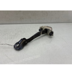 Arret de porte avant droit NISSAN QASHQAI 2