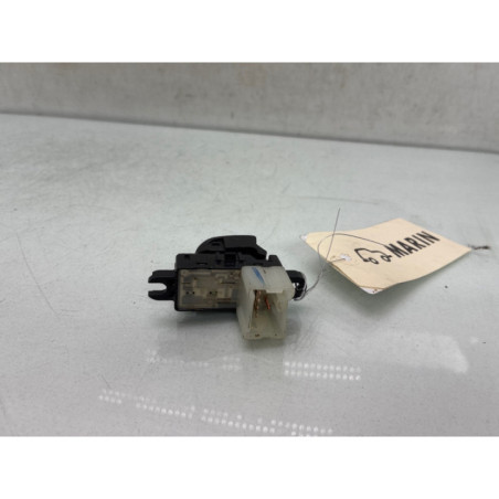 Interrupteur de leve vitre arriere droit NISSAN QASHQAI 2 Photo n°1
