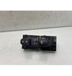 Interrupteur de leve vitre avant droit NISSAN QASHQAI 2