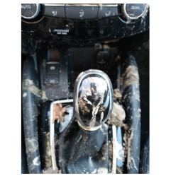 Interrupteur de leve vitre avant droit NISSAN QASHQAI 2