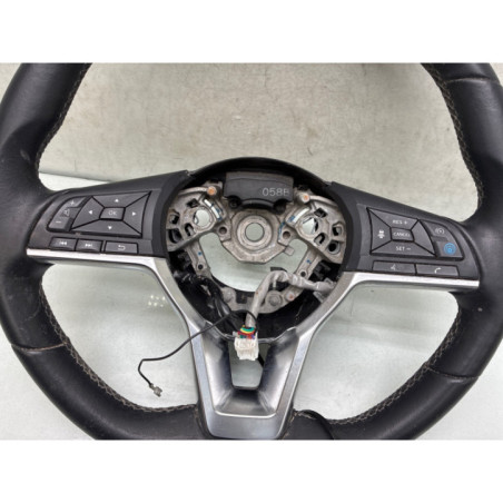 Volant NISSAN QASHQAI 2 Photo n°1