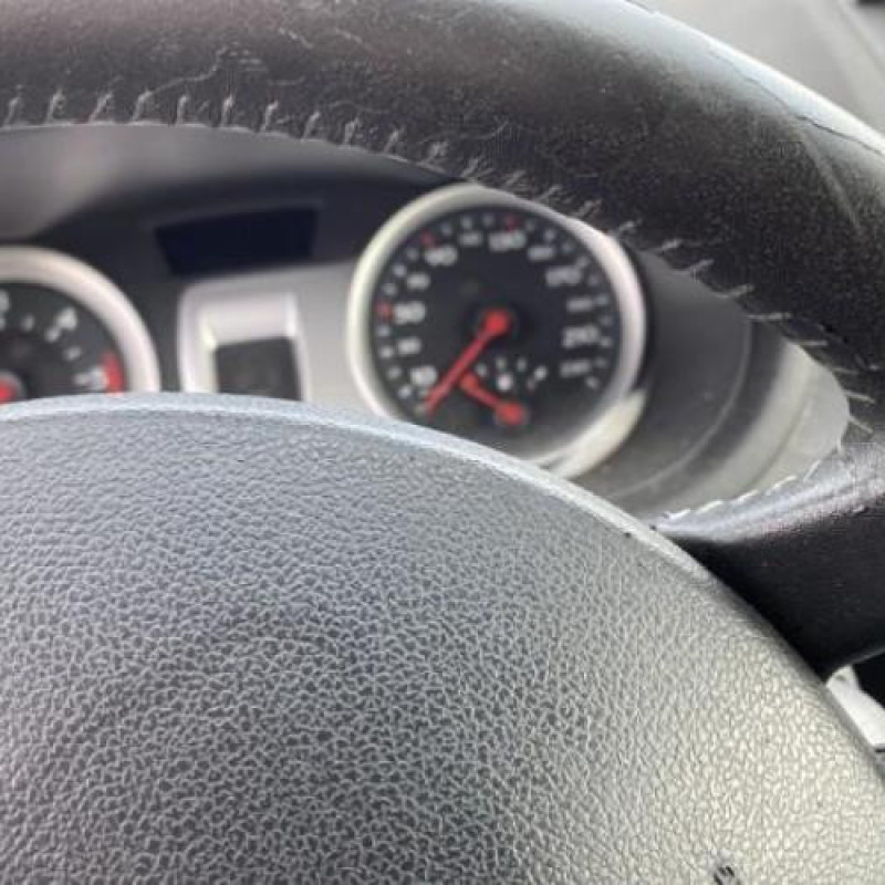 Pretensionneur de ceinture arriere gauche RENAULT CLIO 3 Photo n°10