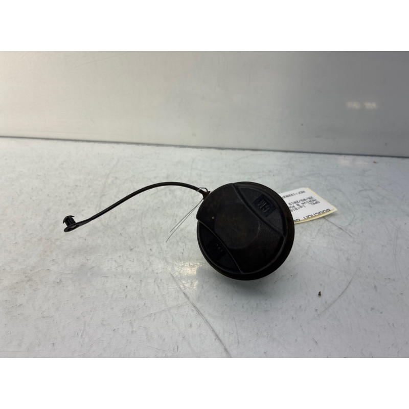 Bouchon de carburant OPEL MERIVA B Photo n°3
