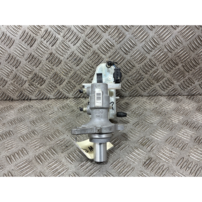 Maitre cylindre (freinage) OPEL MERIVA B Photo n°4