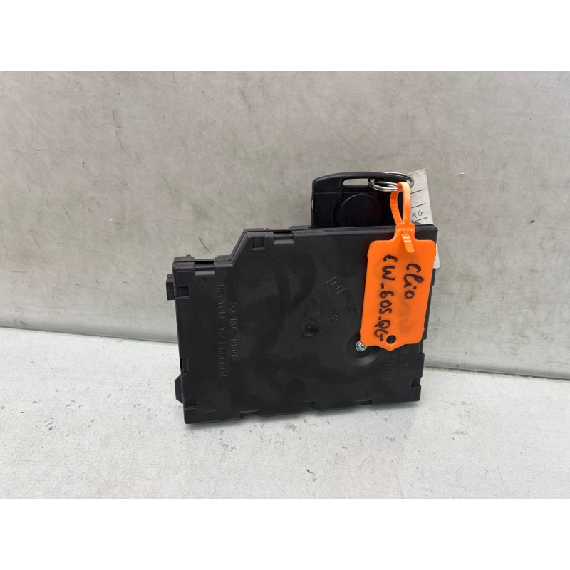 Lecteur de carte (neiman) RENAULT CLIO 4 Photo n°2