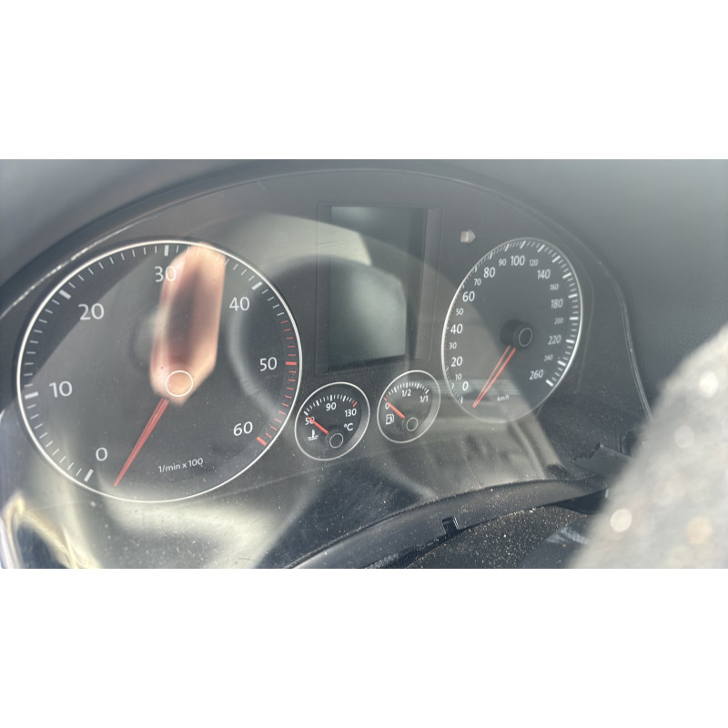 Vitre avant gauche VOLKSWAGEN GOLF 5 Photo n°19