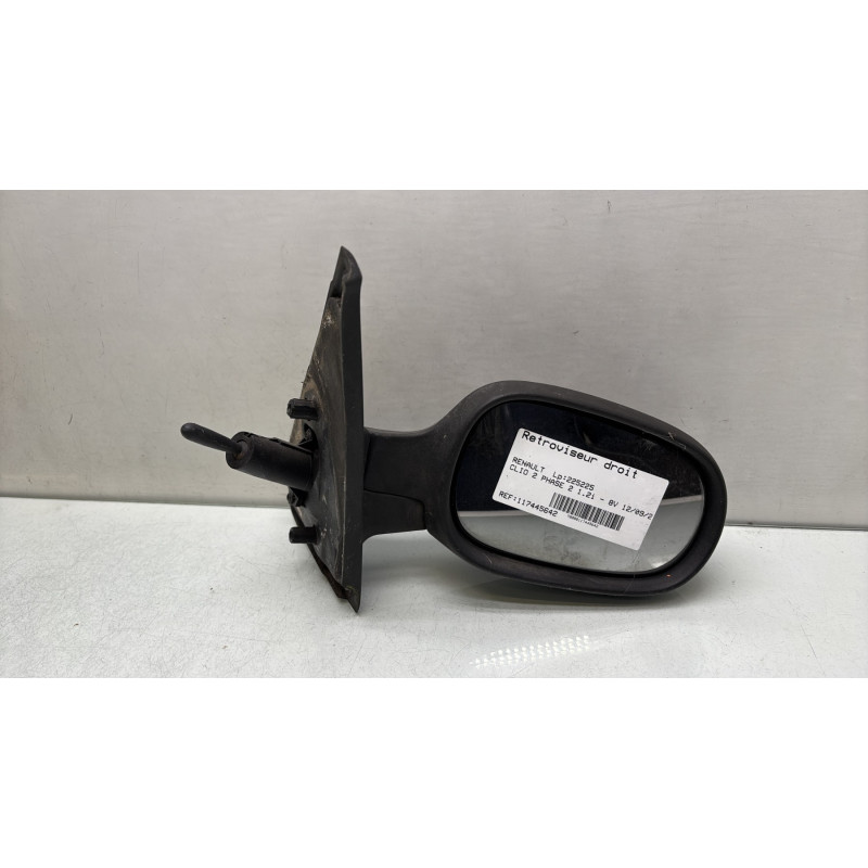 Retroviseur droit RENAULT CLIO 2 Photo n°1