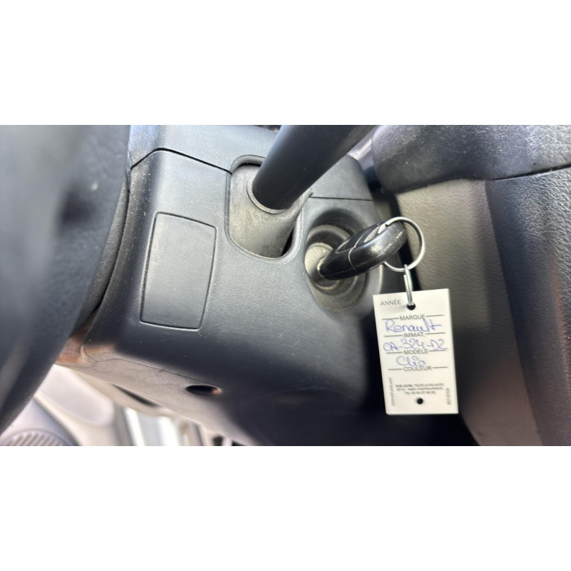 Retroviseur droit RENAULT CLIO 2 Photo n°17