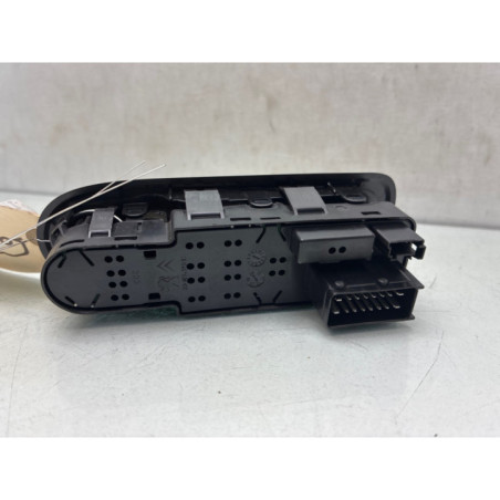 Interrupteur de leve vitre avant gauche CITROEN C3 2