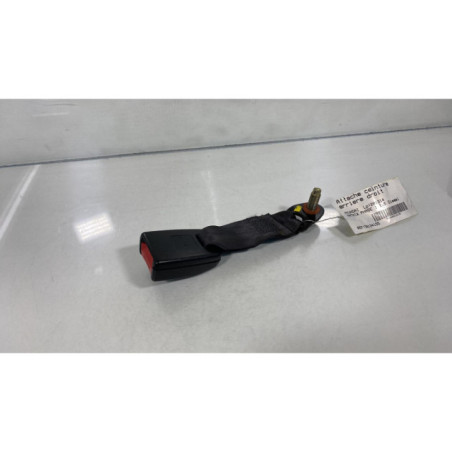 Attache ceinture arriere droit HYUNDAI MATRIX Photo n°1