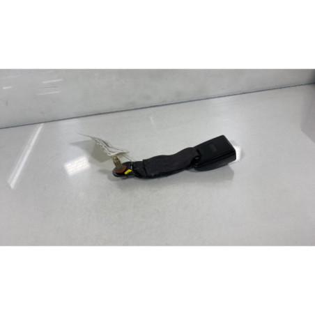 Attache ceinture arriere droit HYUNDAI MATRIX
