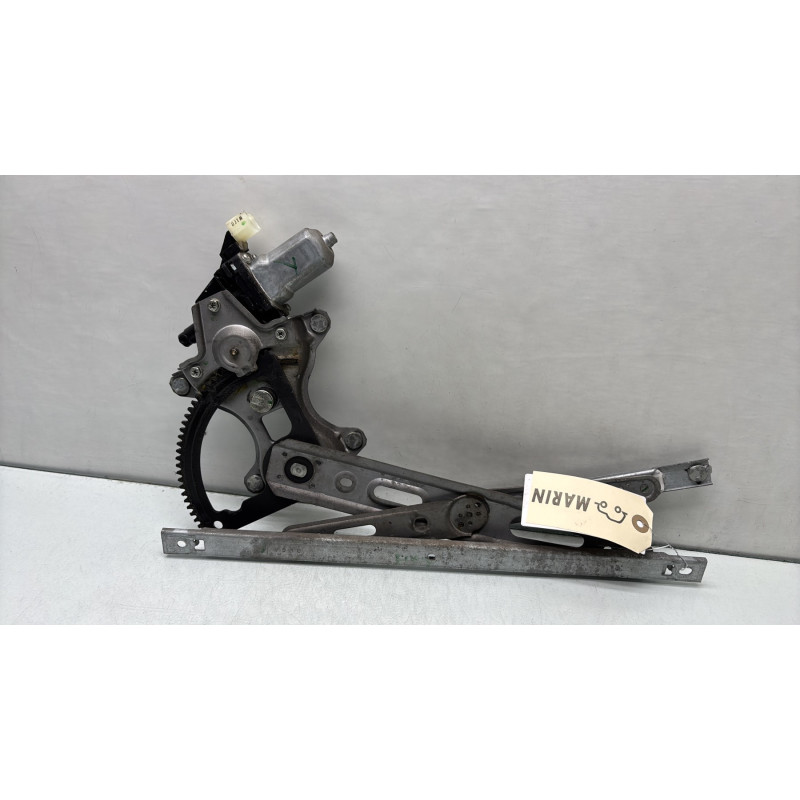 Leve vitre electrique avant gauche HYUNDAI I 20 1 Photo n°4