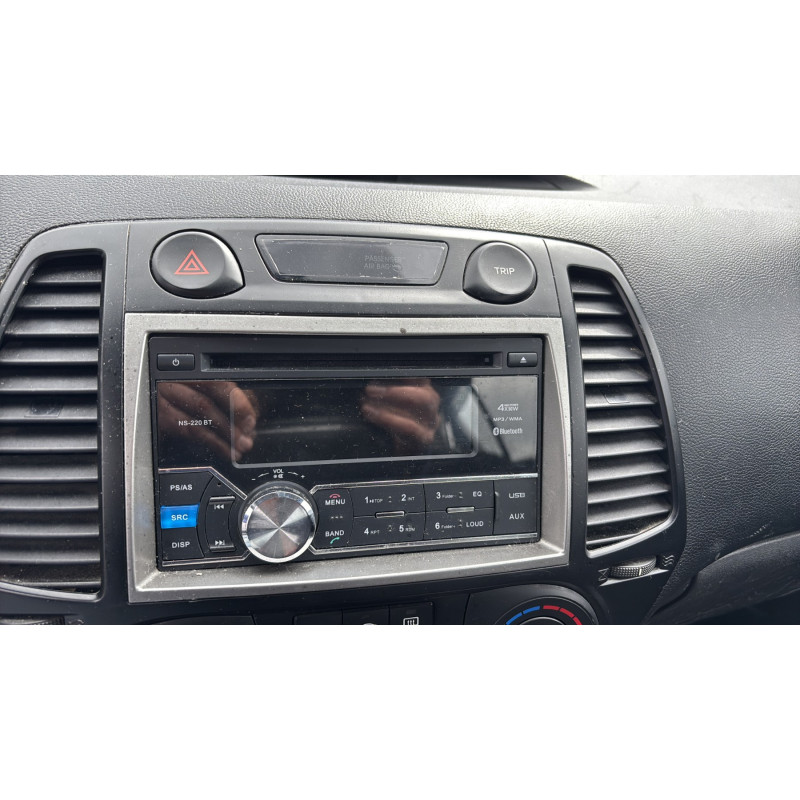 Leve vitre electrique avant gauche HYUNDAI I 20 1 Photo n°19