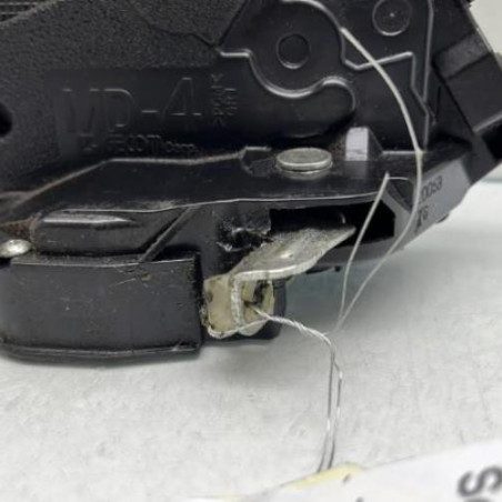 Serrure avant droit TOYOTA YARIS 2