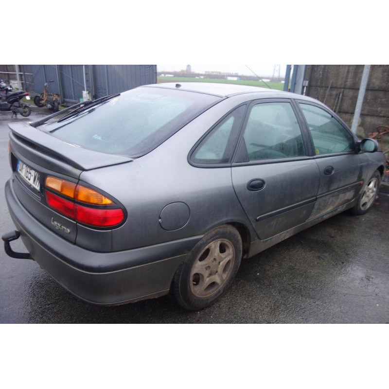 Compresseur clim RENAULT LAGUNA 1 Photo n°6