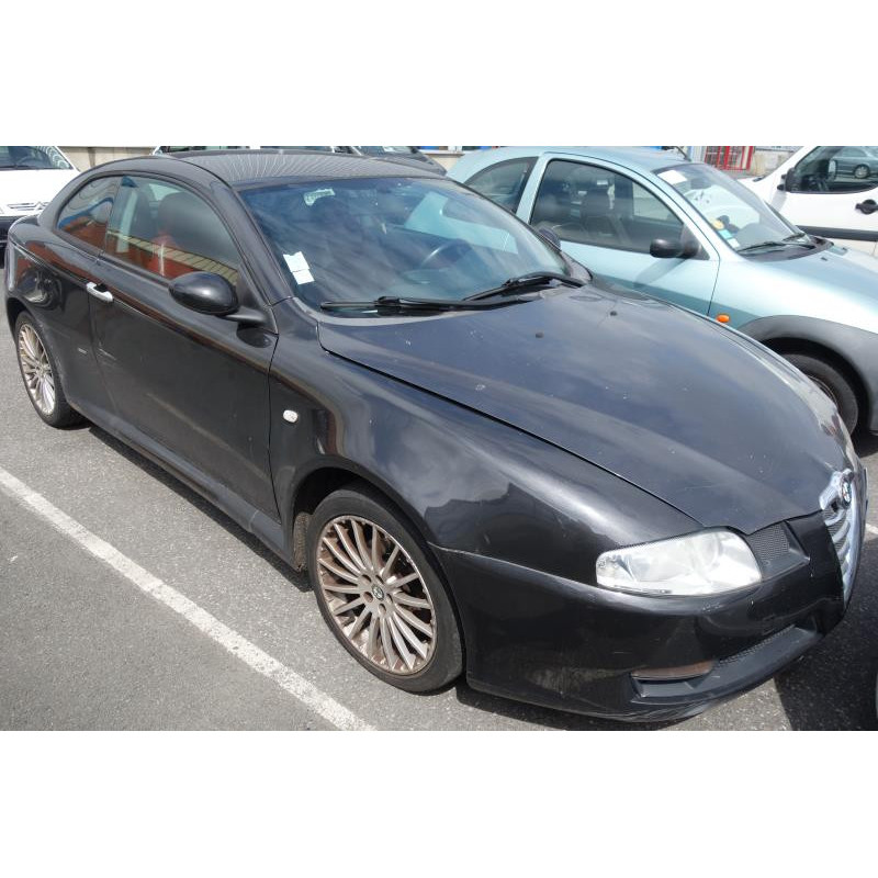 Compresseur clim ALFA ROMEO GT Photo n°5