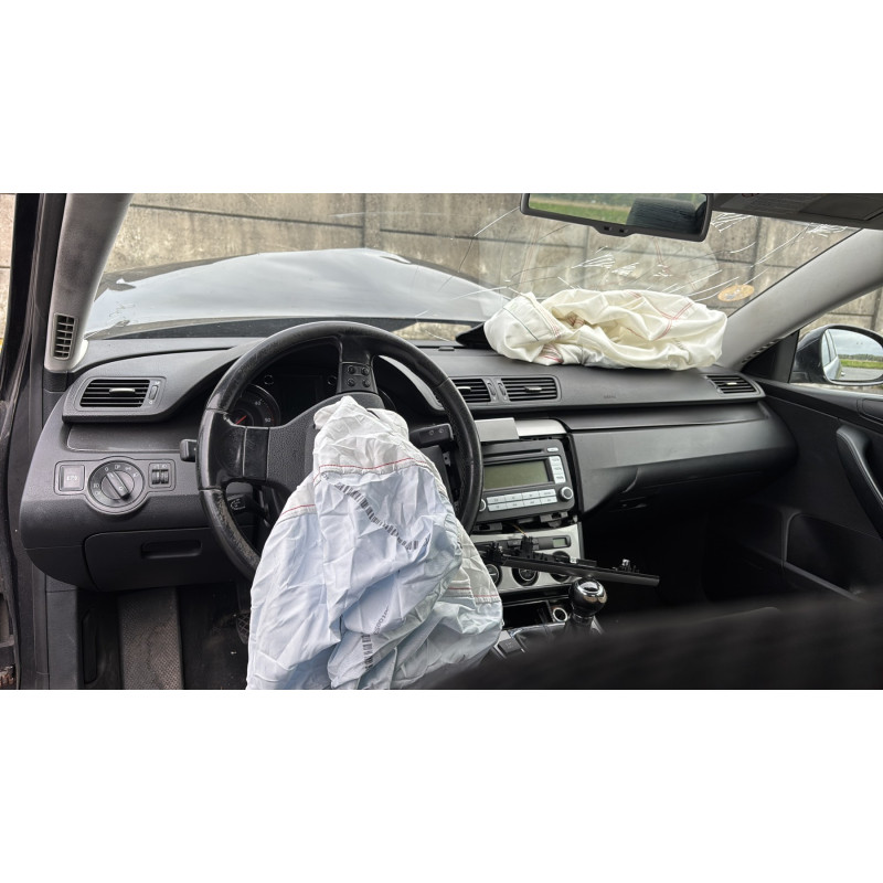 Cardan droit (transmission) VOLKSWAGEN PASSAT 5 Photo n°17