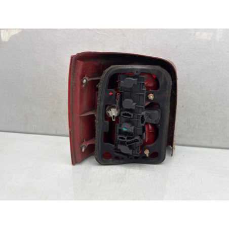 Feu arriere principal droit (feux) VOLKSWAGEN PASSAT 4 Photo n°1