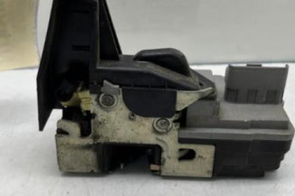 Serrure avant droit PEUGEOT 307