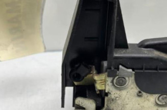 Serrure avant droit PEUGEOT 307