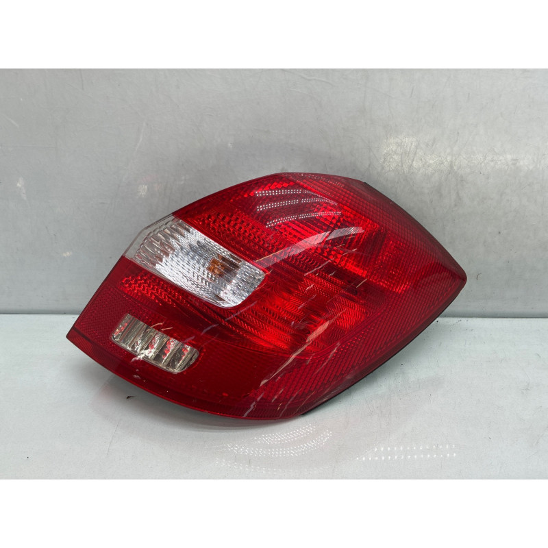 Feu arriere principal droit (feux) SKODA FABIA 2 Photo n°1