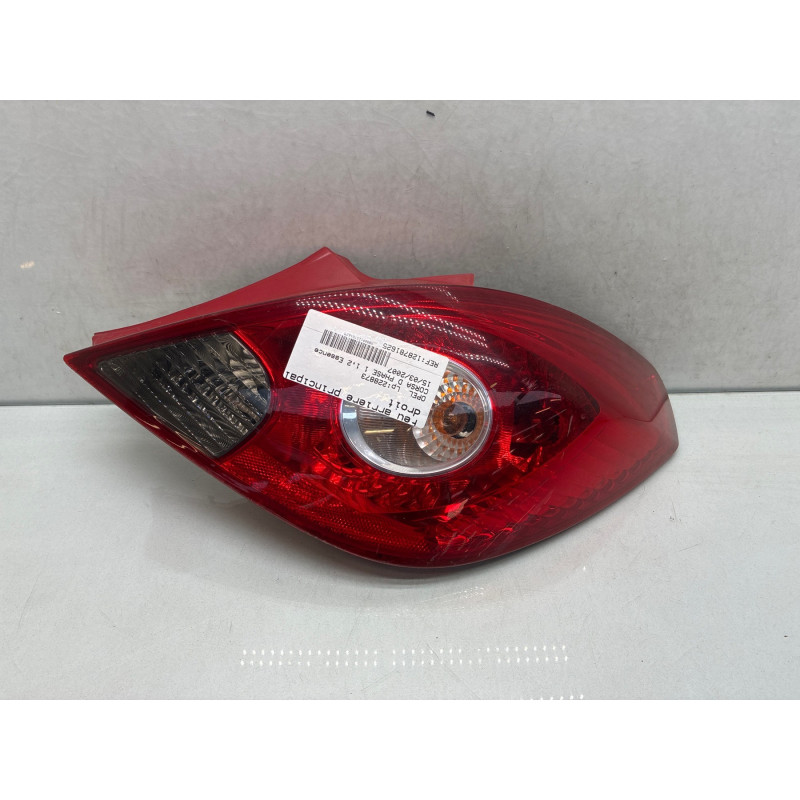 Feu arriere principal droit (feux) OPEL CORSA D Photo n°1