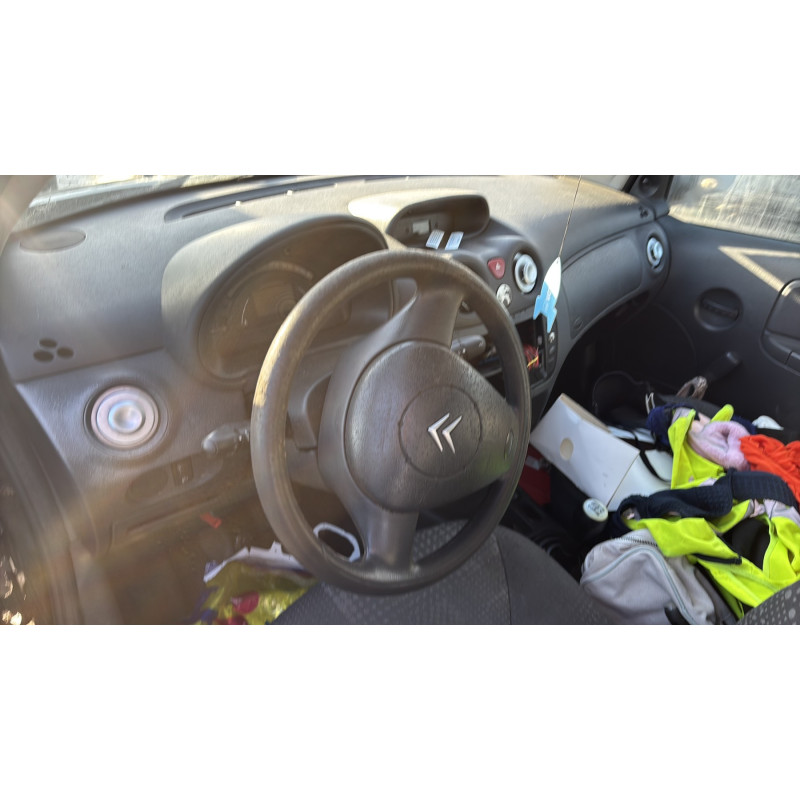 Pare choc arriere CITROEN C2 Photo n°17