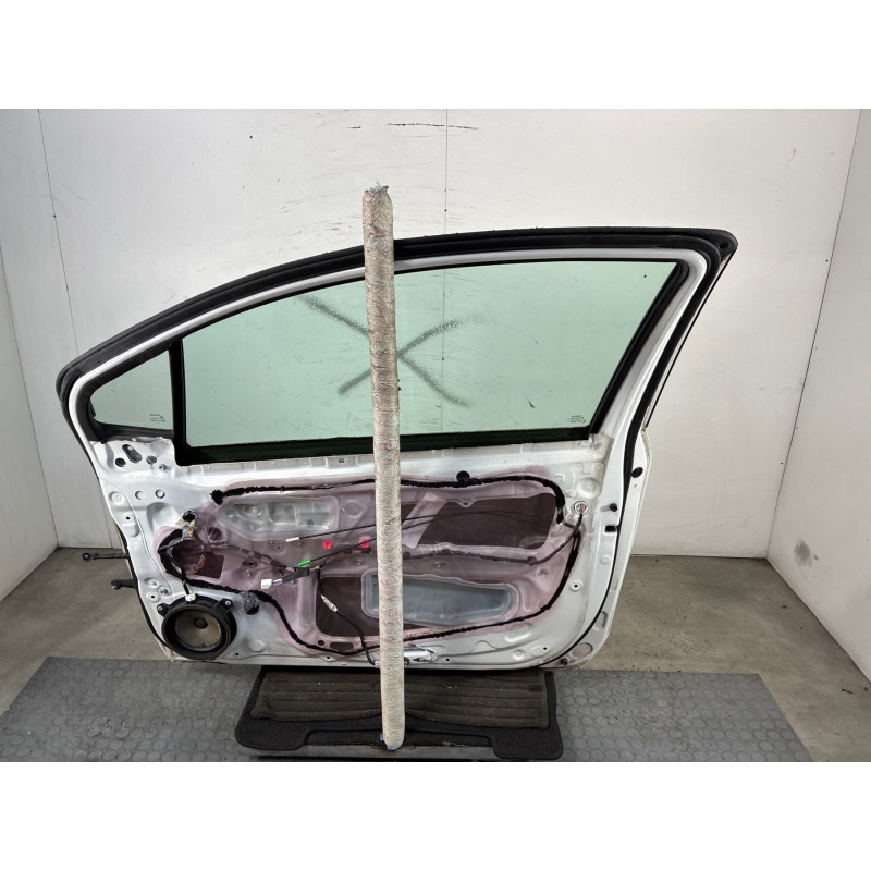 Porte avant droit TOYOTA YARIS 3 Photo n°3
