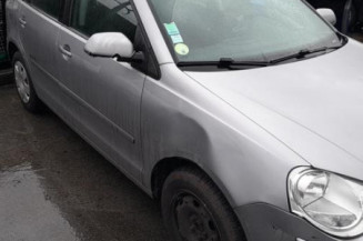 Glace retroviseur gauche VOLKSWAGEN POLO 4