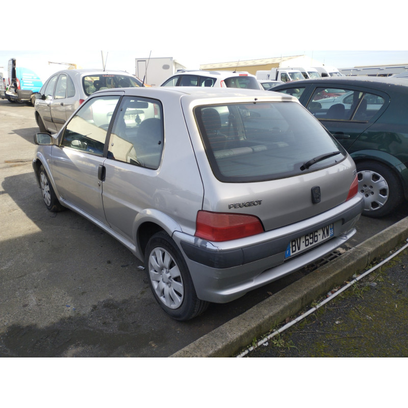 Serrure avant gauche PEUGEOT 106 Photo n°8