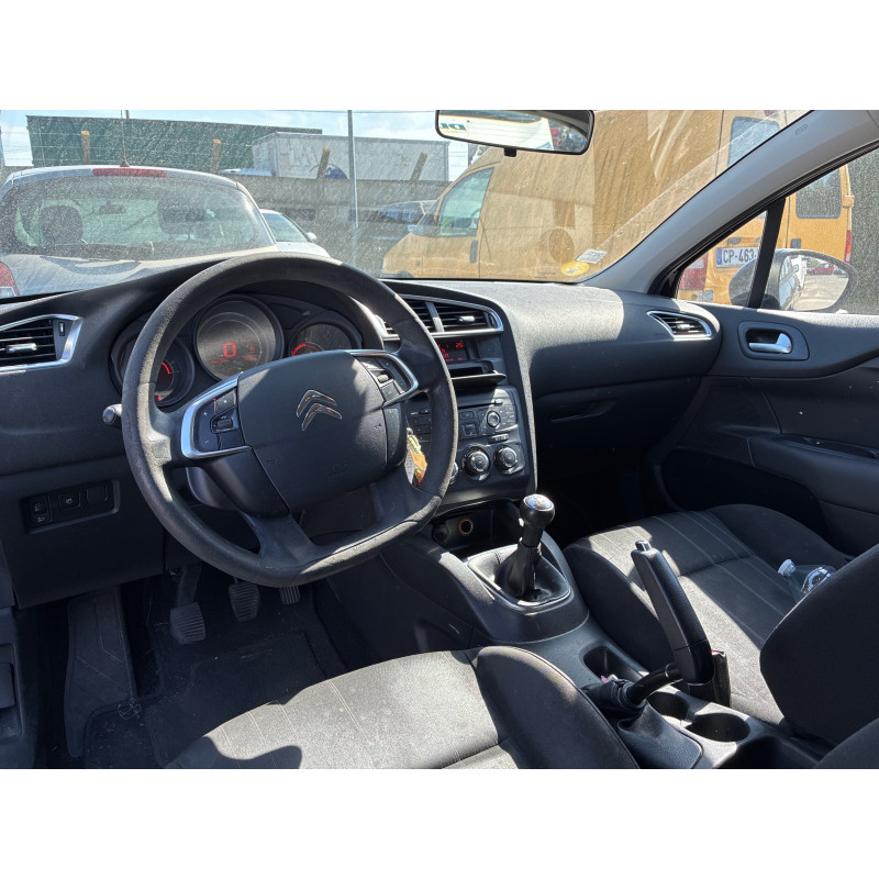 Pretensionneur de ceinture avant droit CITROEN C4 2 Photo n°18