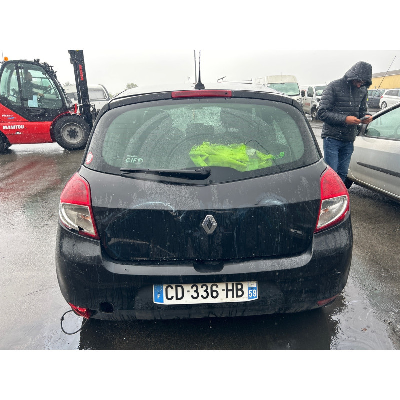 Bras essuie glace avant gauche RENAULT CLIO 3 Photo n°6