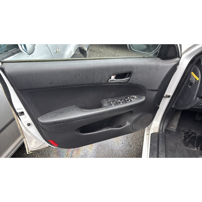 Interrupteur de leve vitre avant droit HYUNDAI I 30 1 Photo n°15