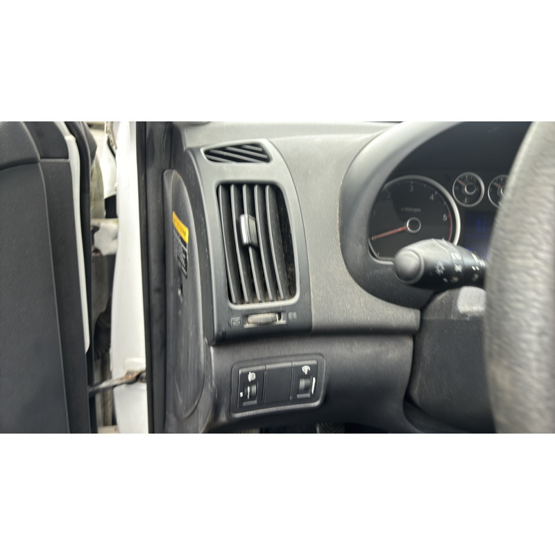 Interrupteur de leve vitre avant droit HYUNDAI I 30 1 Photo n°20