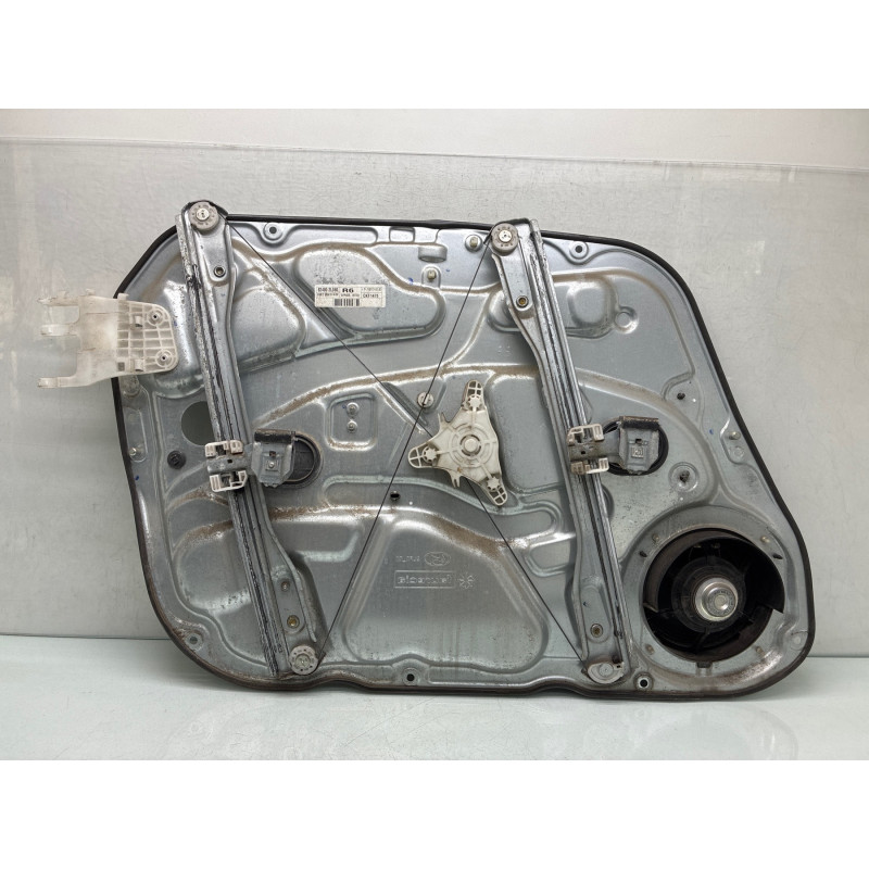 Leve vitre electrique avant droit HYUNDAI I 30 1 Photo n°4