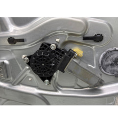 Leve vitre electrique avant droit HYUNDAI I 30 1