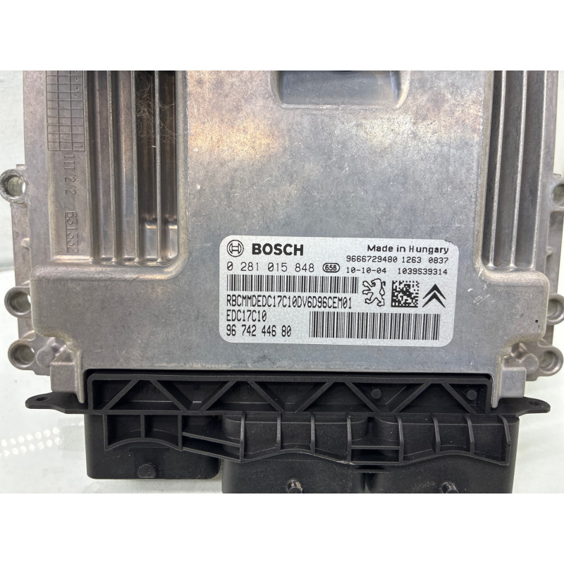 Calculateur moteur PEUGEOT 207 Photo n°4