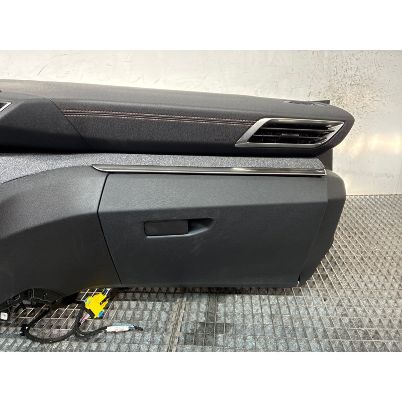 Planche de bord complete PEUGEOT 3008 2 Photo n°4