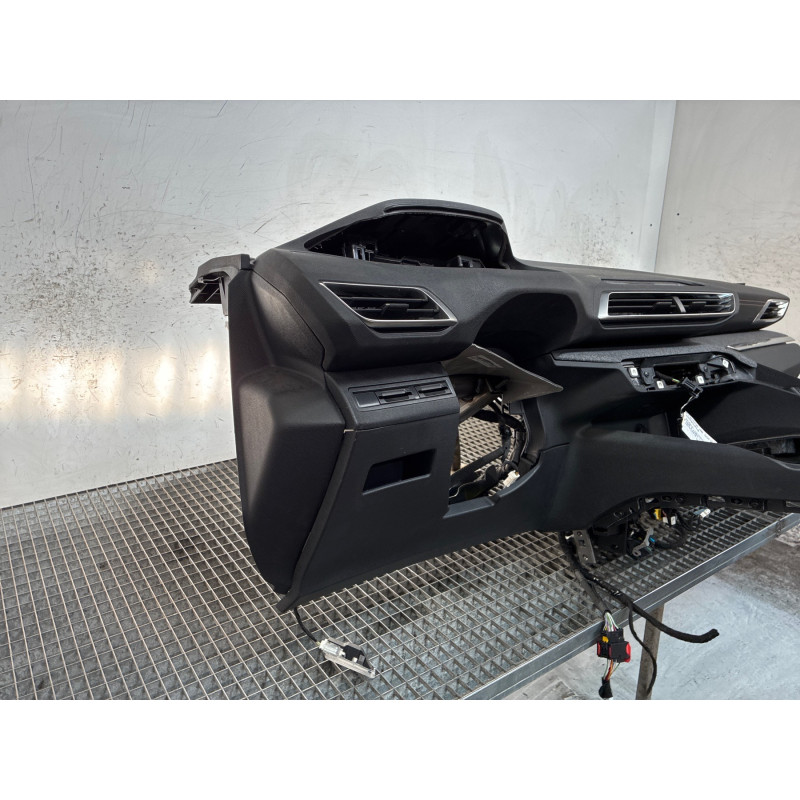 Planche de bord complete PEUGEOT 3008 2 Photo n°8